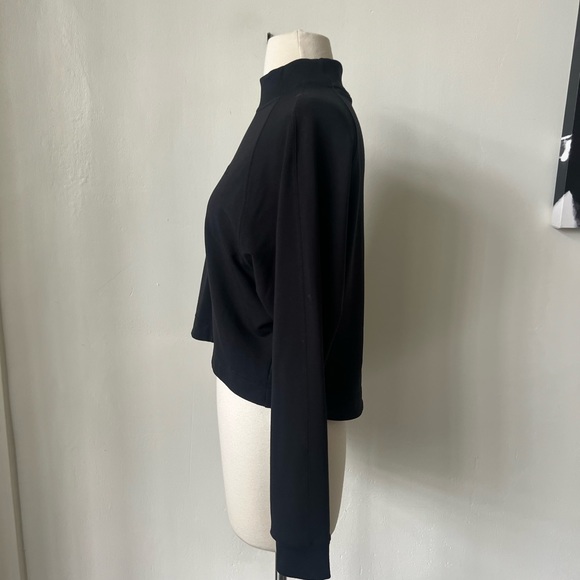 Lululemon Up High Embroidered Pullover Crop Top - Picture 7 of 8